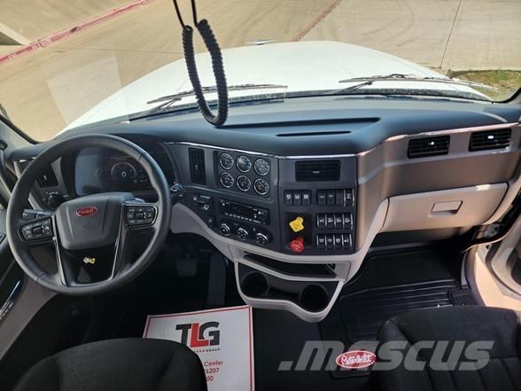 Peterbilt 567 Çekiciler