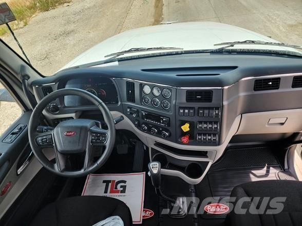 Peterbilt 567 Çekiciler