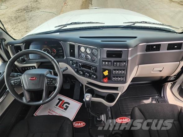 Peterbilt 567 Çekiciler