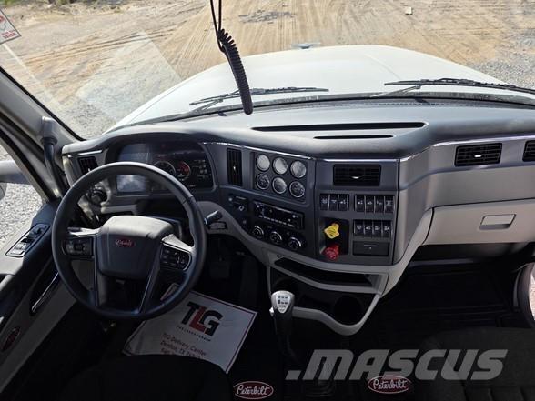 Peterbilt 567 Çekiciler