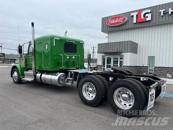 Peterbilt 589 Çekiciler