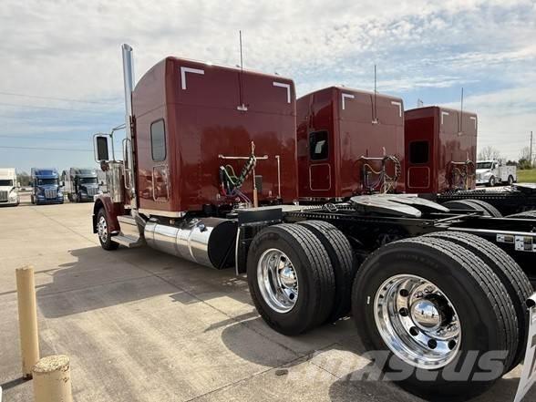 Peterbilt 589 Çekiciler