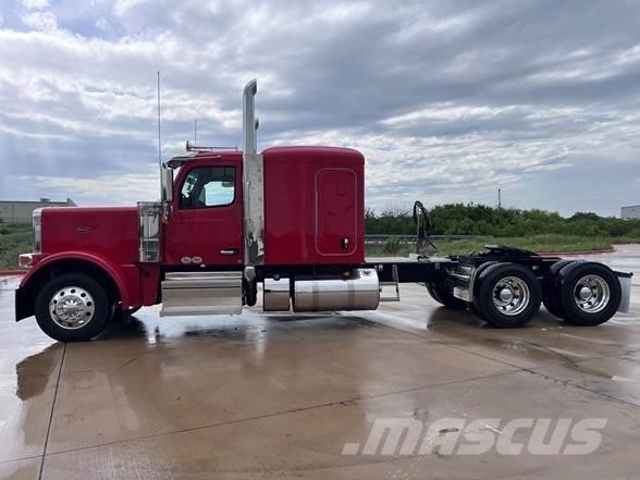 Peterbilt 589 Çekiciler