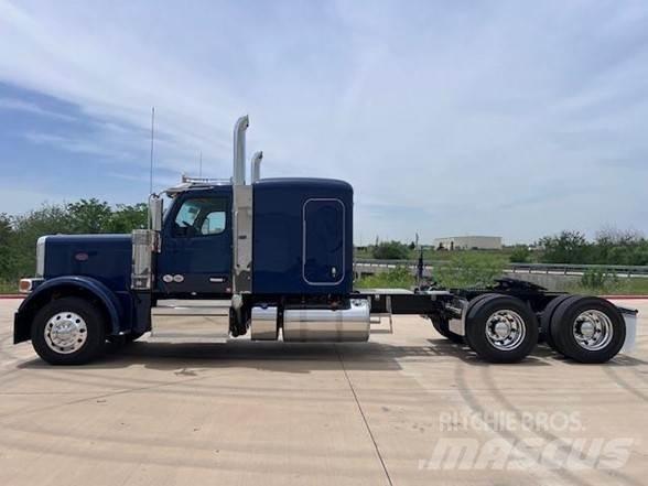 Peterbilt 589 Çekiciler