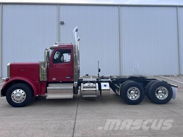 Peterbilt 589 Çekiciler