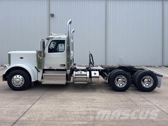 Peterbilt 589 Çekiciler