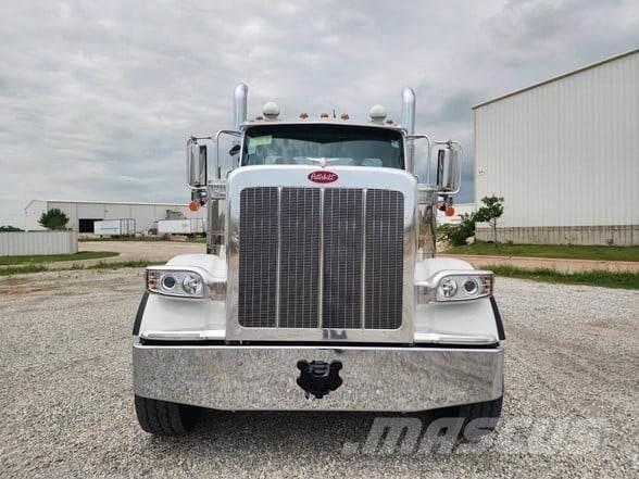 Peterbilt 589 Çekiciler