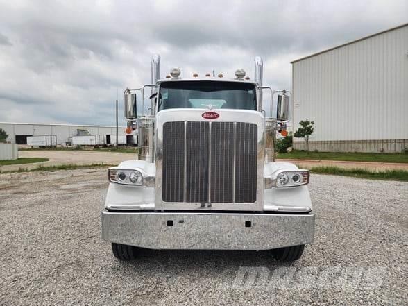 Peterbilt 589 Çekiciler