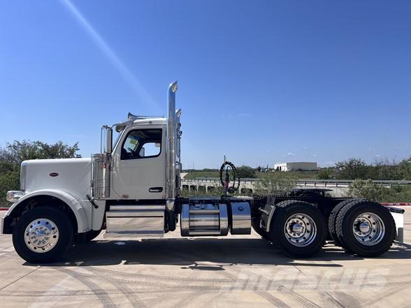 Peterbilt 589 Çekiciler
