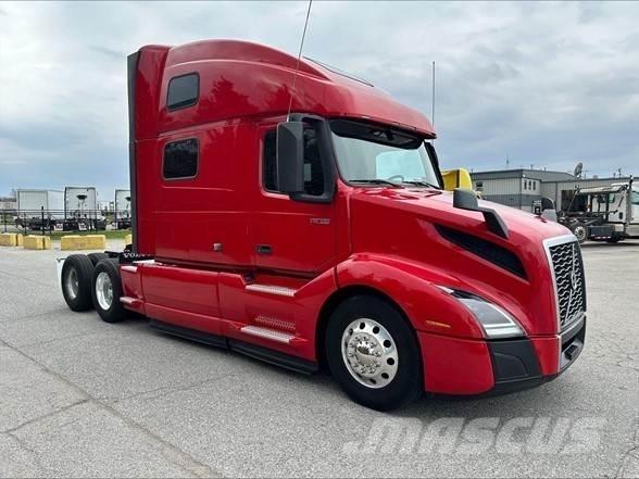 Volvo VNL42860 Çekiciler