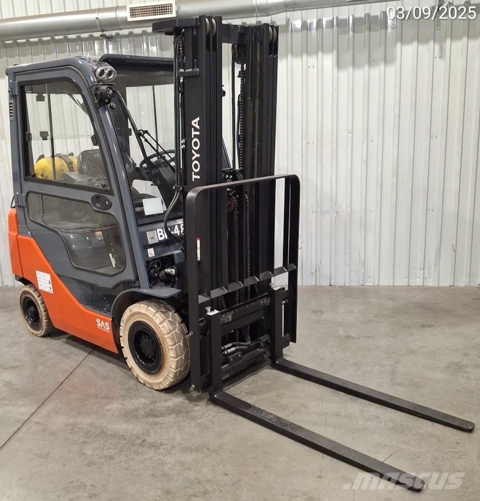 Toyota 02-8FGF15 LPG'li forkliftler
