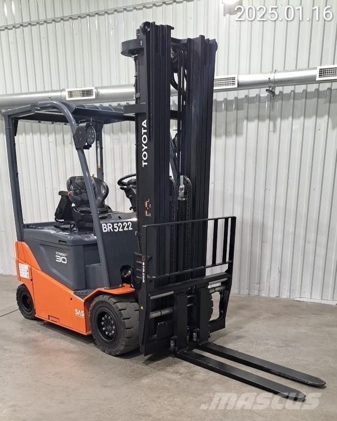 Toyota 8FBMKT30 Elektrikli forkliftler