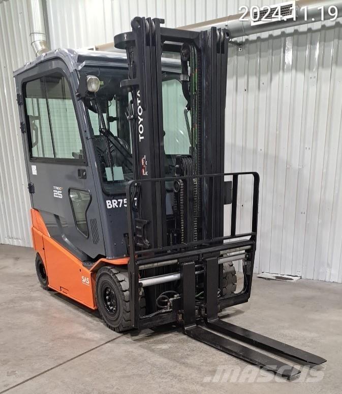 Toyota 8FBMT25 Elektrikli forkliftler