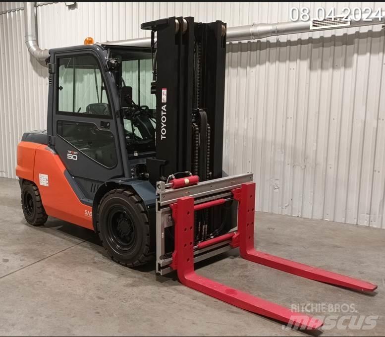 Toyota 8FD50F Dizel forkliftler