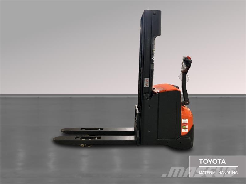 BT SWE120L Yaya kumandali istif makinasi