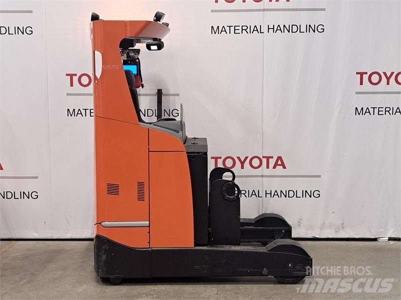 BT RRE200E Reach truck - depo içi istif araçları
