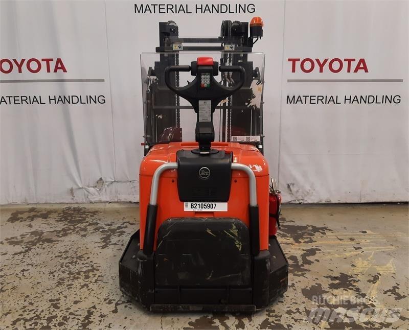 BT SPE120XR Yaya kumandali istif makinasi