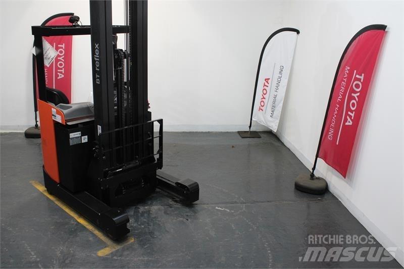 BT RRE160B Reach truck - depo içi istif araçları