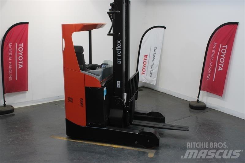 BT RRE200 Reach truck - depo içi istif araçları