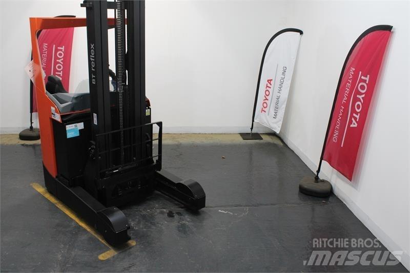 BT RRE200 Reach truck - depo içi istif araçları