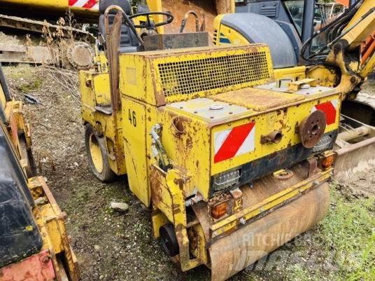 Bomag BW100AC Kombine silindirler