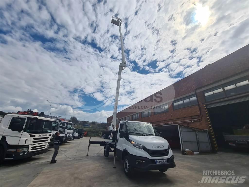 Cela DT Truck 28 FE Araç üstü platformlar