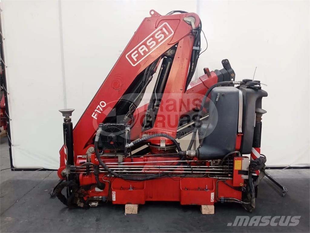 Fassi F170A.23 Yükleme vinçleri
