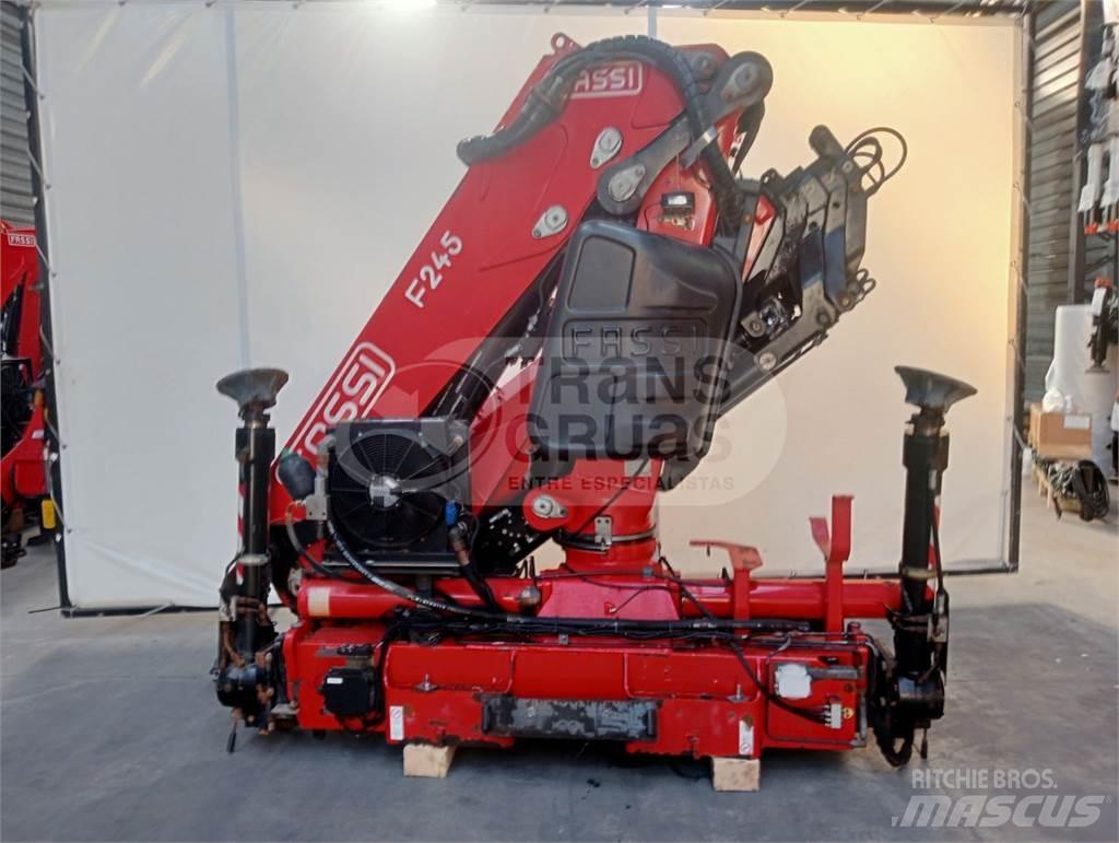 Fassi F245A.2.25 Yükleme vinçleri