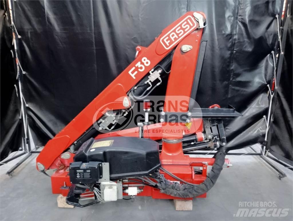Fassi F38AF Yükleme vinçleri