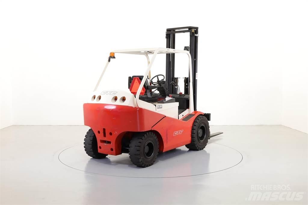 CTC PL460 Elektrikli forkliftler