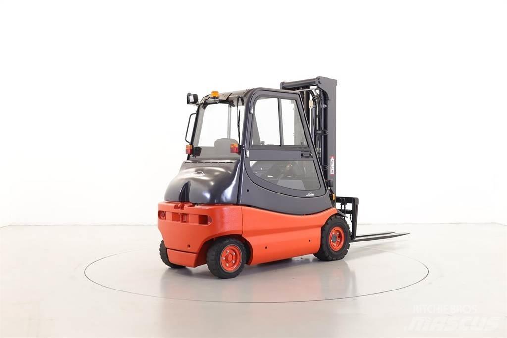 Linde E30-02/336 Elektrikli forkliftler