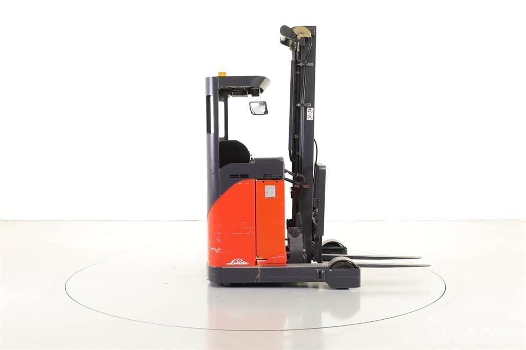 Linde R10CS Reach truck - depo içi istif araçları