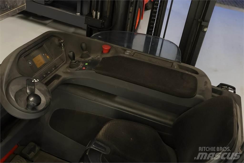 Linde R14-1120 Reach truck - depo içi istif araçları