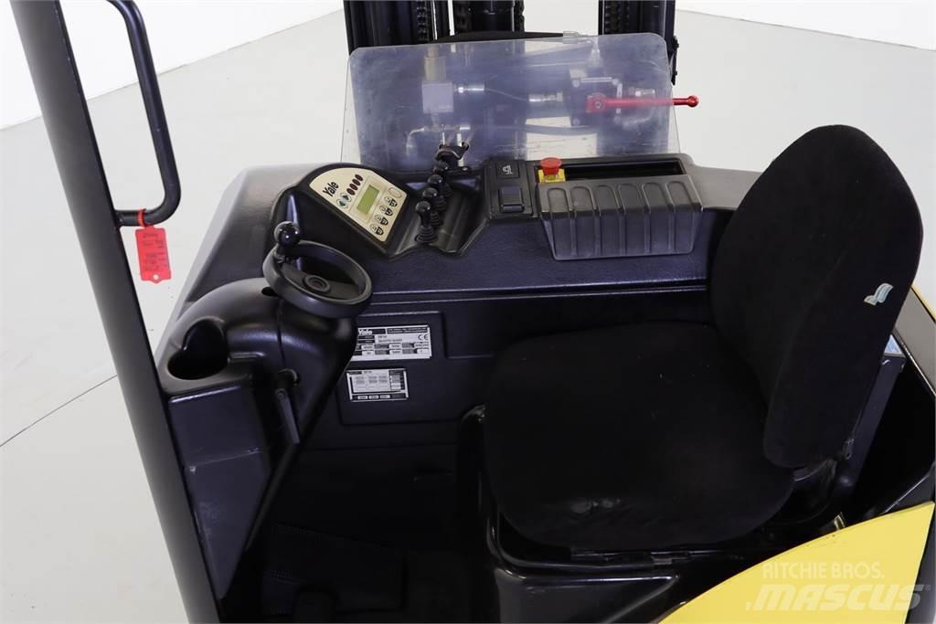 Yale MR16 Reach truck - depo içi istif araçları