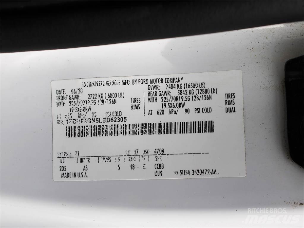 Ford F450 Kapali kasa kamyonlar