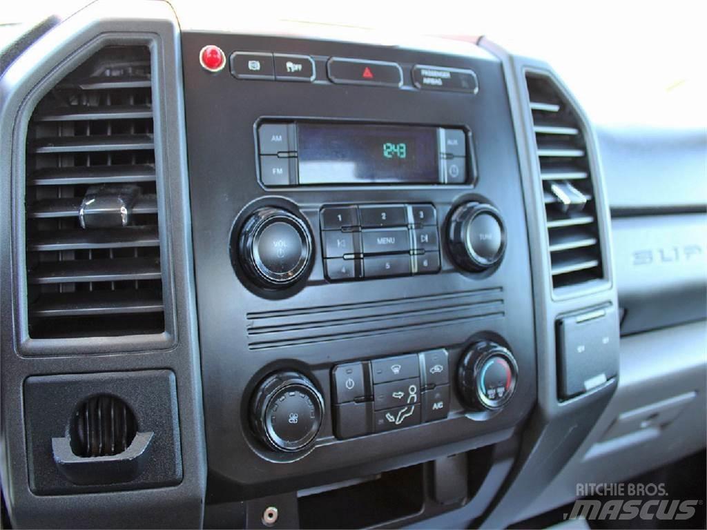 Ford F550 Araç üstü platformlar