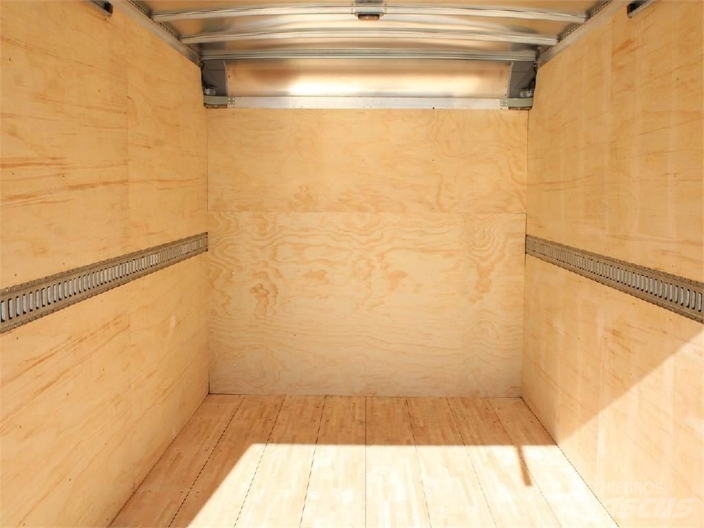Isuzu NPR-HD Kapali kasa kamyonlar