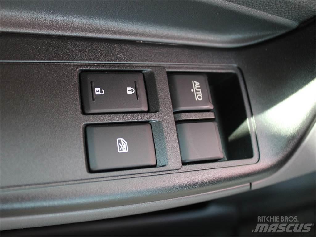 Isuzu NRR Kapali kasa kamyonlar