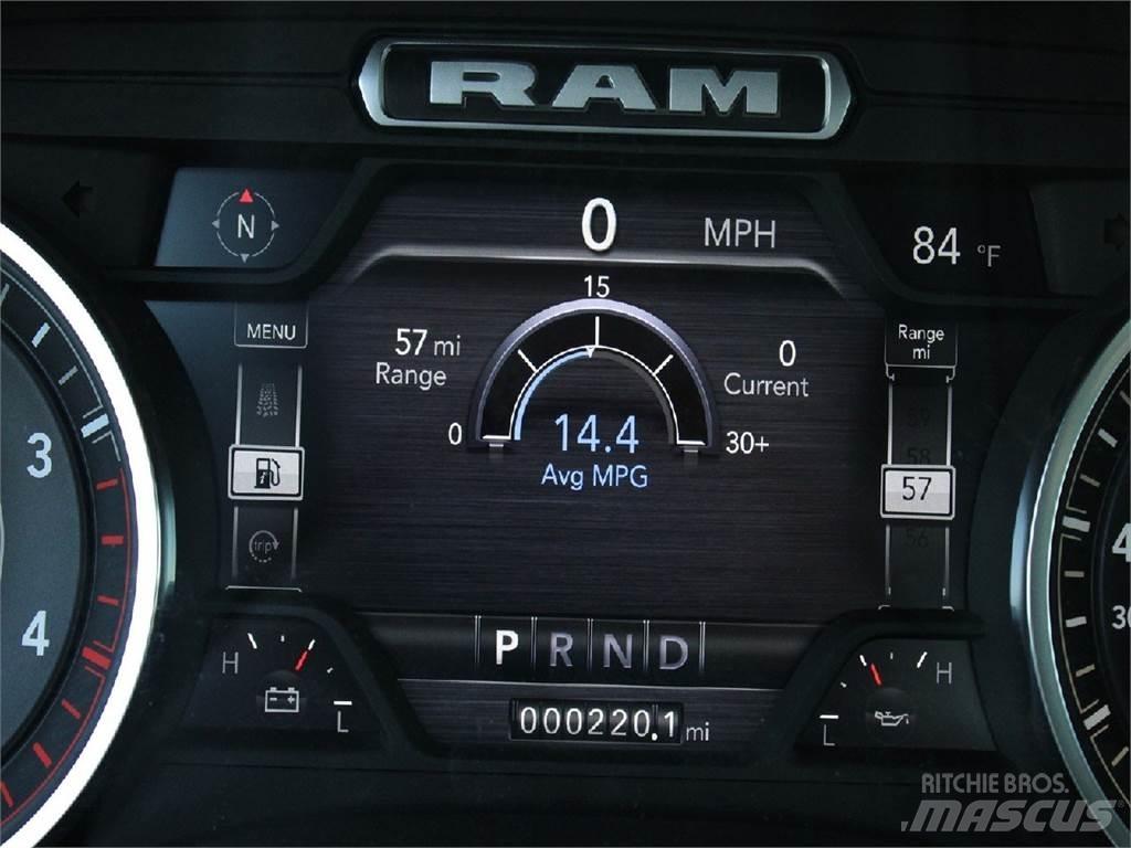 RAM 5500 Flatbed kamyonlar