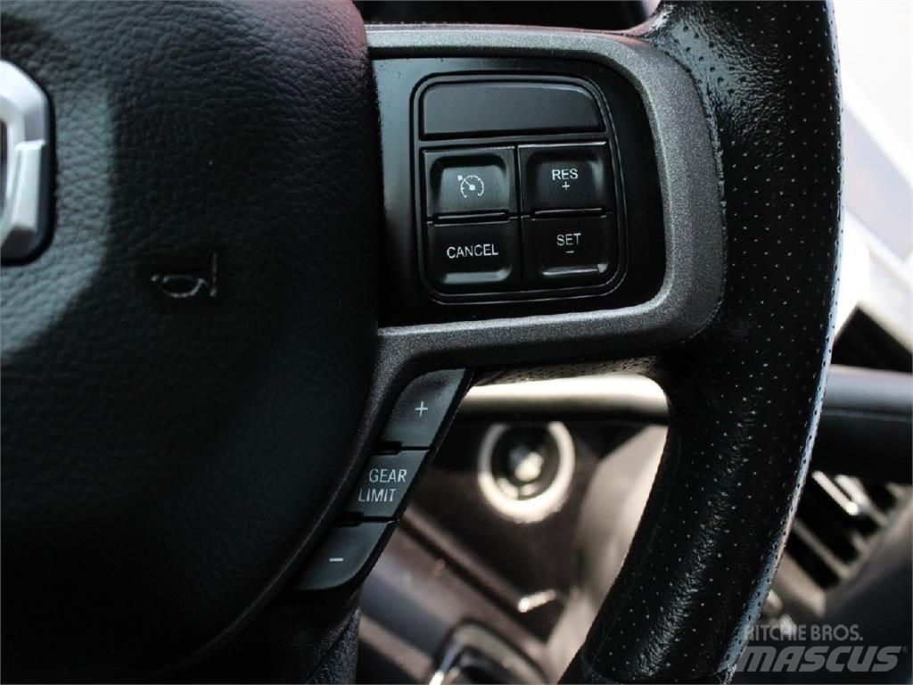 RAM 5500 Araç üzeri vinçler