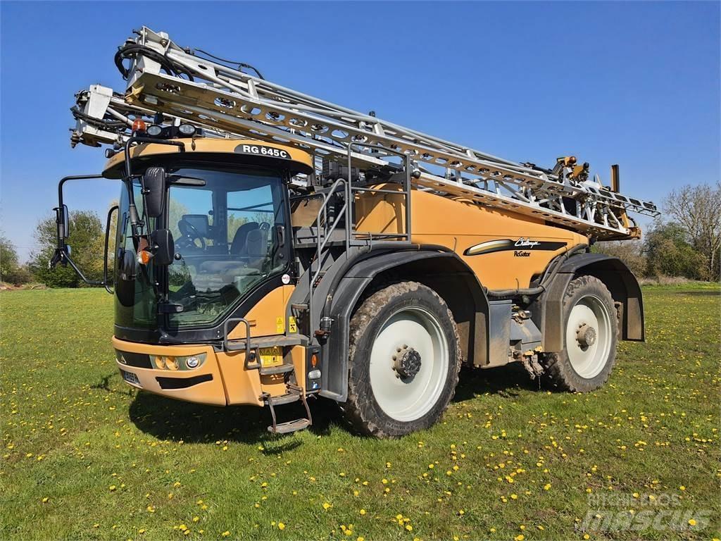 Challenger RG645C Çekilir pülverizatörler
