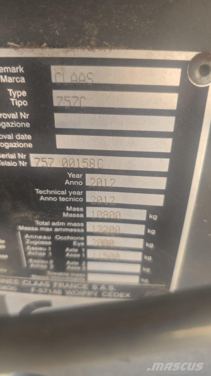 CLAAS 3300 Küp balya makinalari