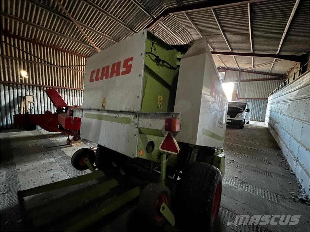 CLAAS VARIANT 260 Küp balya makinalari