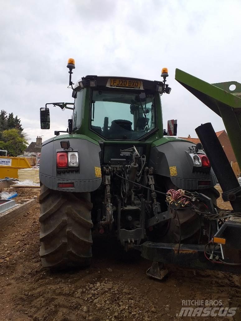 Fendt 828 VARIO Traktörler