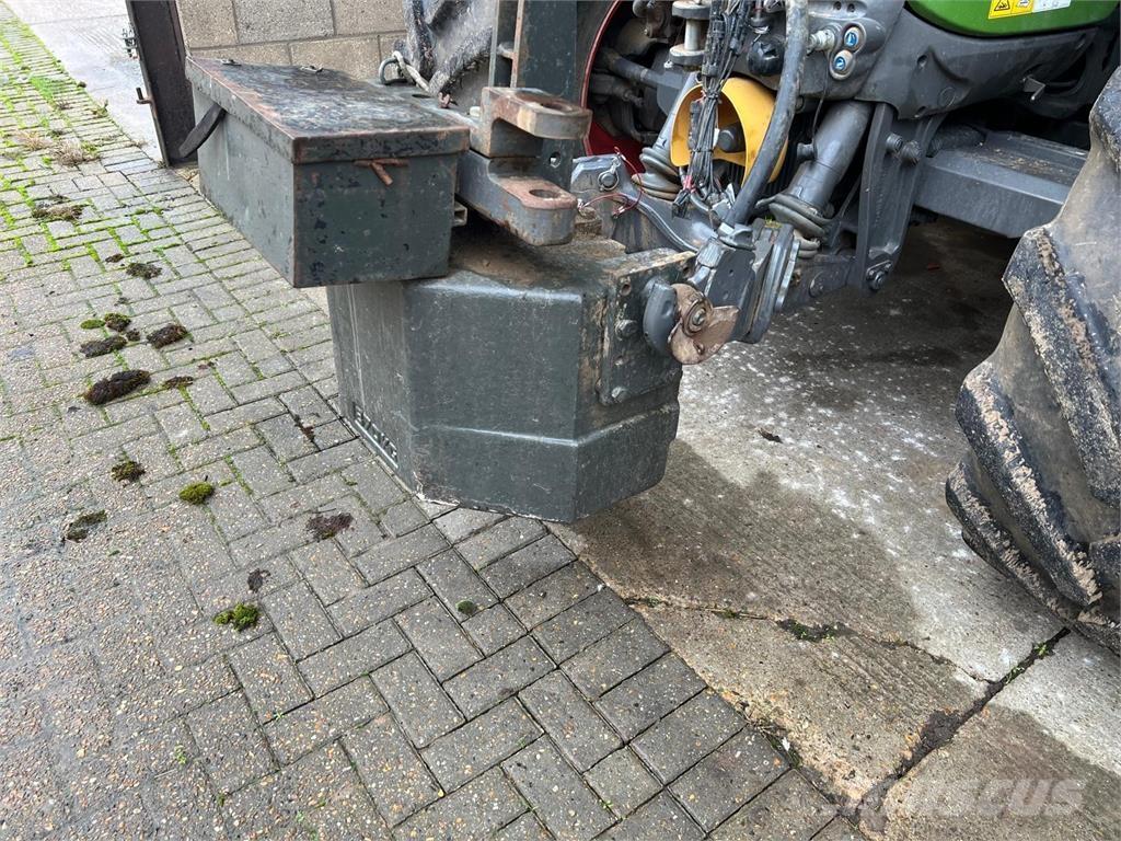 Fendt 870KG Ön ağırlıklar