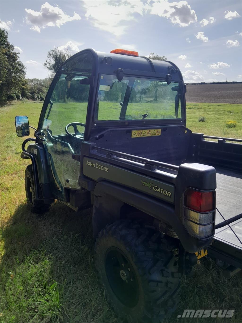 John Deere XUV855D Diger tarim makinalari