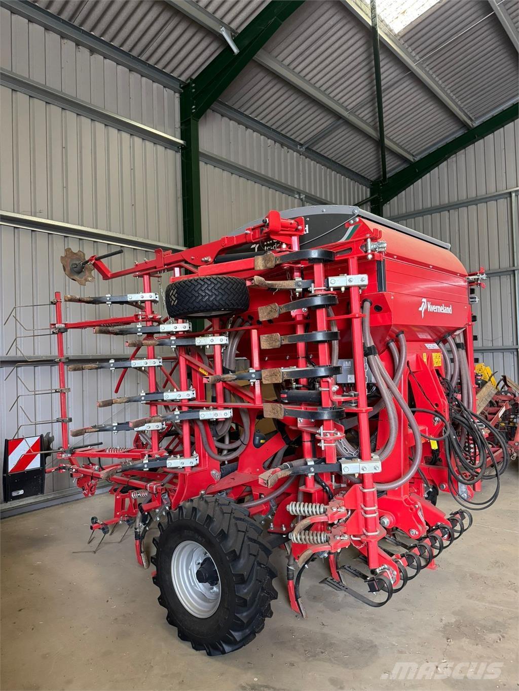 Kverneland 4.8M Diger tarim makinalari