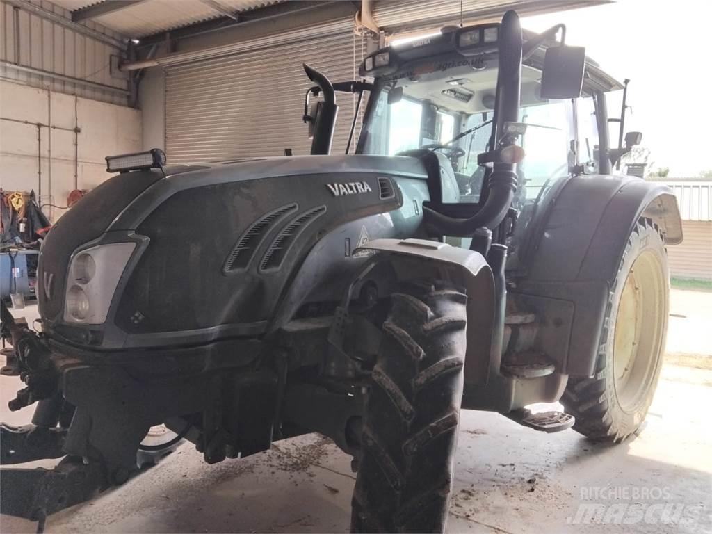 Valtra T183V Traktörler