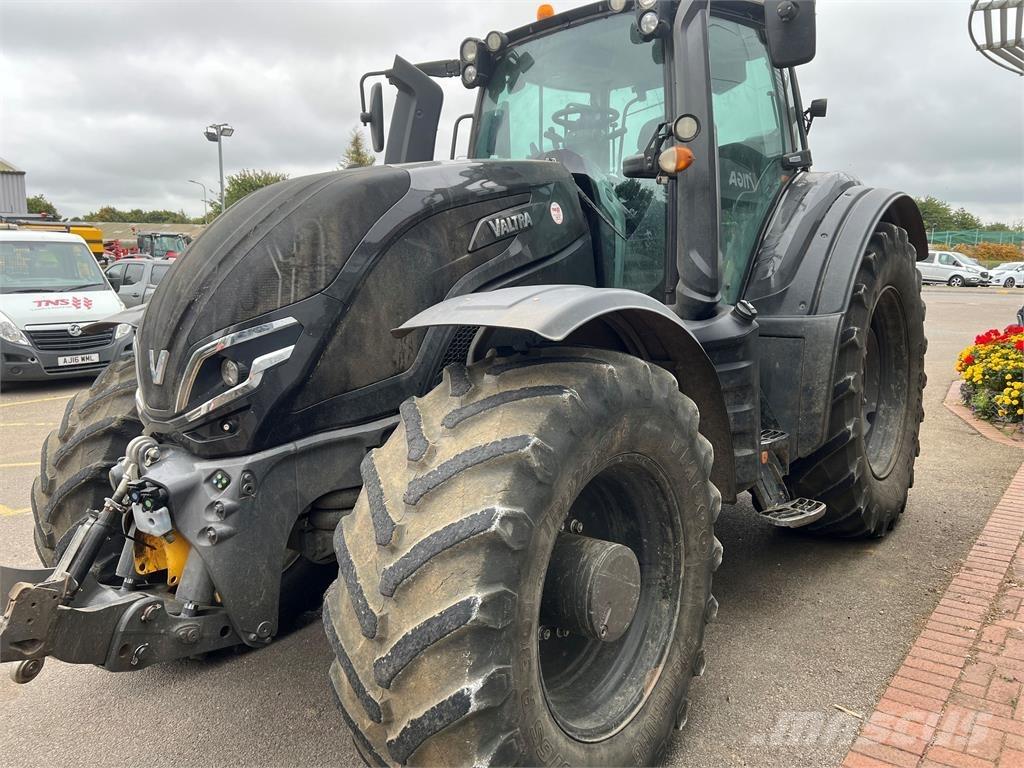Valtra T255V Traktörler