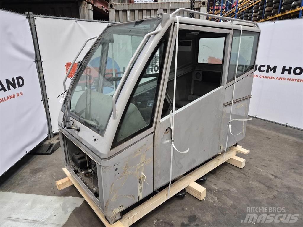  C.T.2 upper cabin Kabin